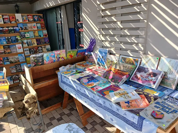 Langebaan-secondhand-book-store-1webp