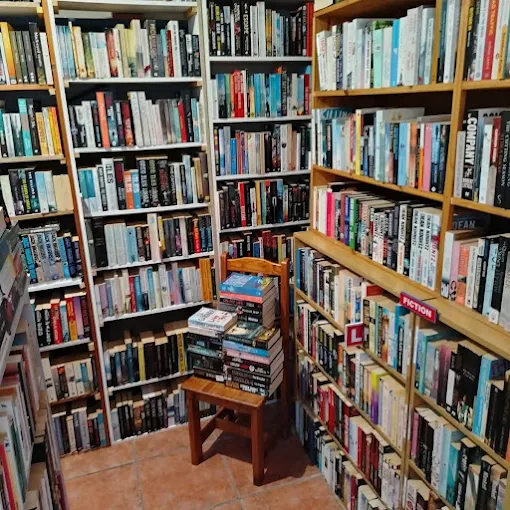 Langebaan-secondhand-books-1webp